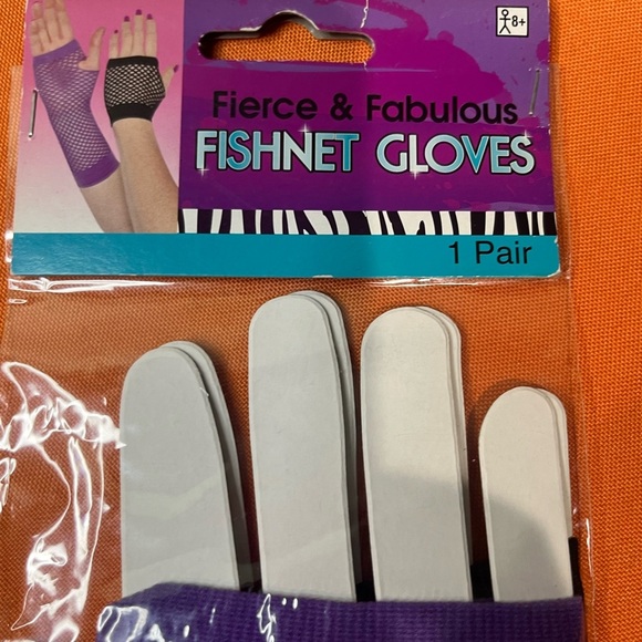 Elegant Black and Gray Fishnet Gloves Halloween costume - Picture 4 of 6